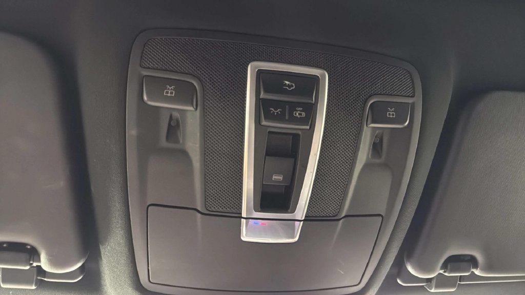Used 2012 Mercedes-Benz ML 63 AMG 4MATIC image 37