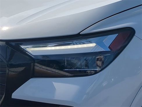 Used 2023 Audi Q4 e-tron Premium Plus w/ Premium Plus image 7