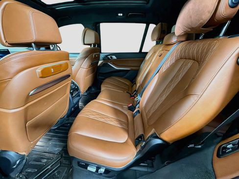 Used 2024 BMW X7 M60i w/ Executive Package AWD/4WD image 25