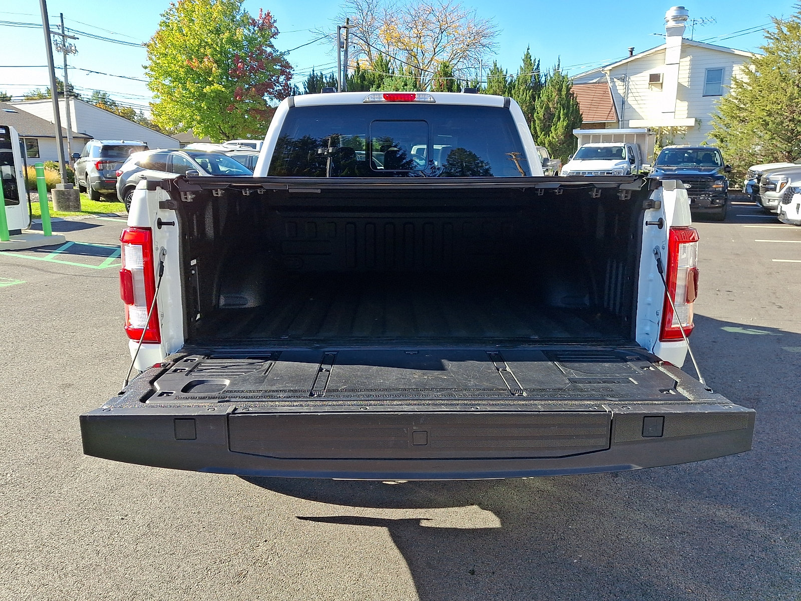 Certified 2023 Ford F150 Platinum w/ Equipment Group 701A High AWD/4WD image 32