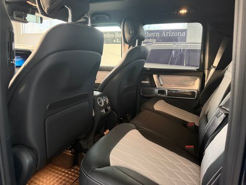 Used 2025 Mercedes-Benz G 63 AMG 4MATIC image 9