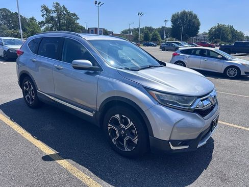 Used 2018 Honda CR-V Touring image 5