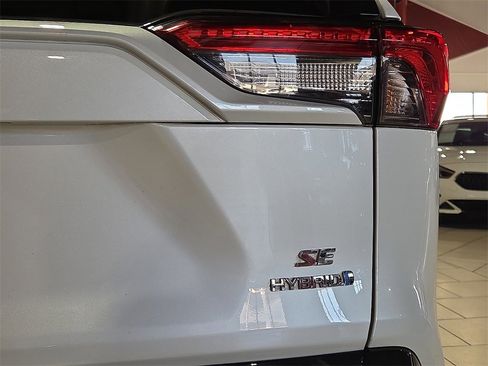 Certified 2024 Toyota RAV4 SE image 11