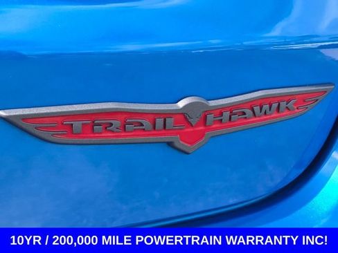Used 2022 Jeep Compass Trailhawk w/ Sun and Sound Group AWD/4WD image 17