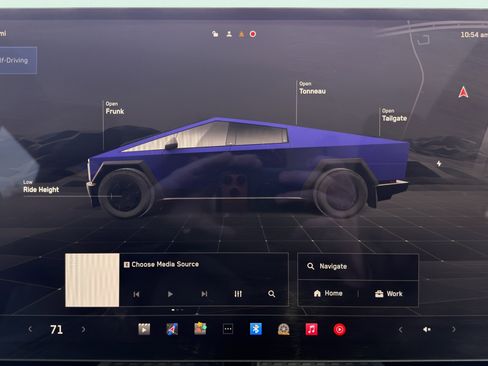 Used 2025 Tesla Cybertruck AWD Crew Cab image 74