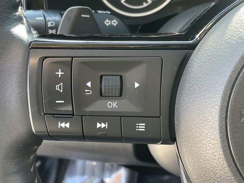 Used 2022 Nissan Pathfinder SL w/ SL Premium Package image 19