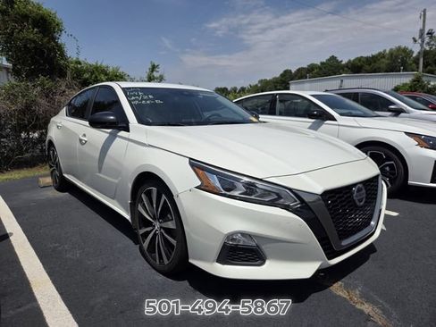 Used 2021 Nissan Altima 2.5 SR w/ SR Premium Package FWD image 5