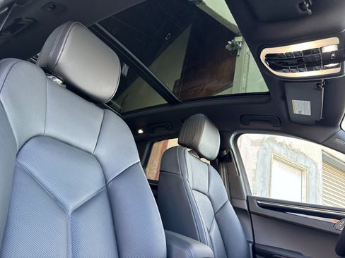 New 2026 Porsche Macan S image 19