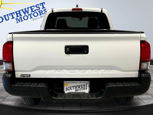 Used 2021 Toyota Tacoma SR image 5