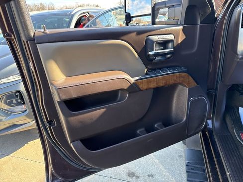 Used 2016 GMC Sierra 2500 SLT w/ Driver Alert Package image 21