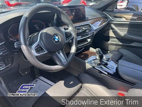 Used 2022 BMW 530i xDrive 530i xDrive w/ M Sport Package image 24