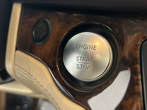 Used 2016 Mercedes-Benz SL 400 image 35