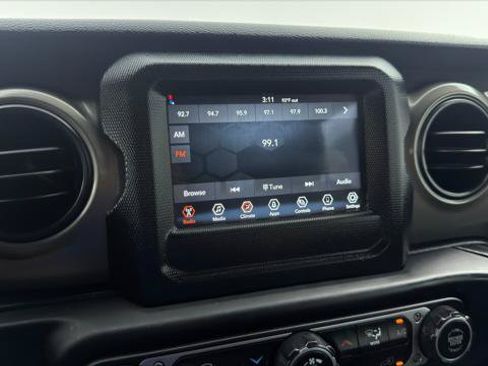 Used 2023 Jeep Wrangler Unlimited Sport AWD/4WD image 28