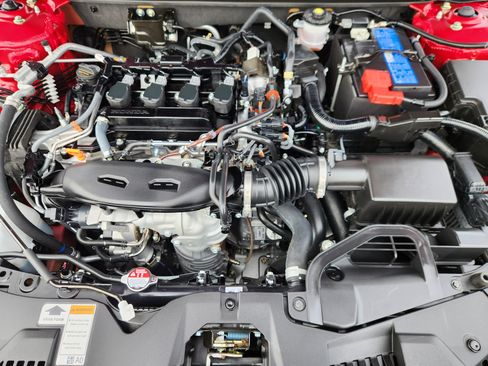 Certified 2025 Honda Accord SE image 18