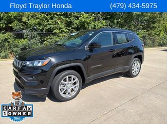 Used 2024 Jeep Compass Latitude AWD/4WD video 1