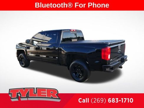 Used 2017 Chevrolet Silverado 1500 LTZ Z71 w/ LTZ Plus Package AWD/4WD image 5