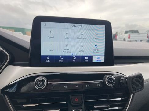 Used 2021 Ford Escape SEL image 41