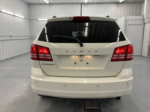 Used 2020 Dodge Journey SE w/ Blacktop Package FWD image 5