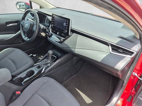 Used 2021 Toyota Corolla LE FWD image 22