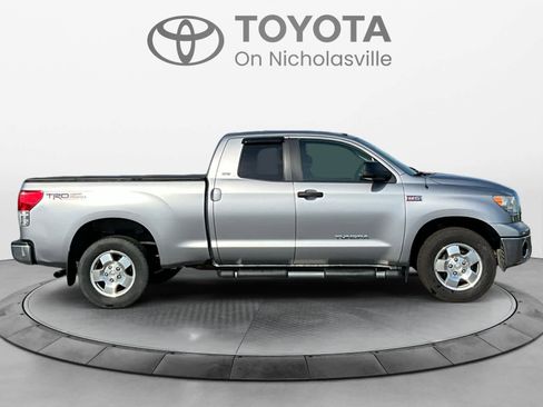 Used 2010 Toyota Tundra 4x4 Double Cab image 7