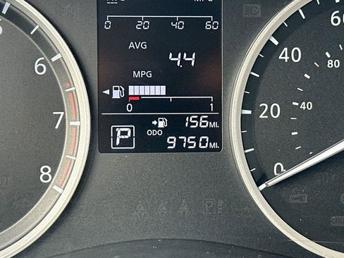 Used 2024 Nissan Kicks S image 24