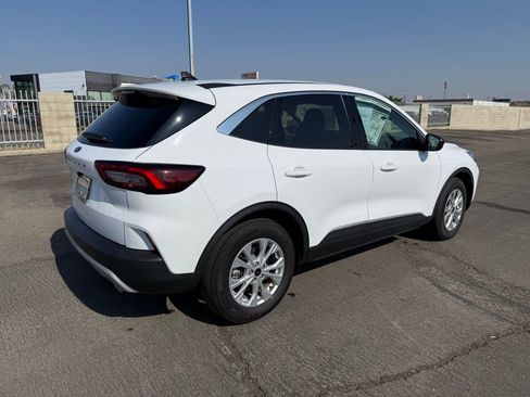 Used 2024 Ford Escape Active image 6
