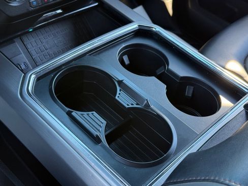 Used 2020 Ford F250 Platinum w/ FX4 Off-Road Package image 32