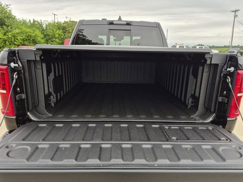 New 2026 RAM 1500 Limited AWD/4WD image 9