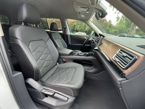 Used 2026 Volkswagen Atlas SE FWD image 39
