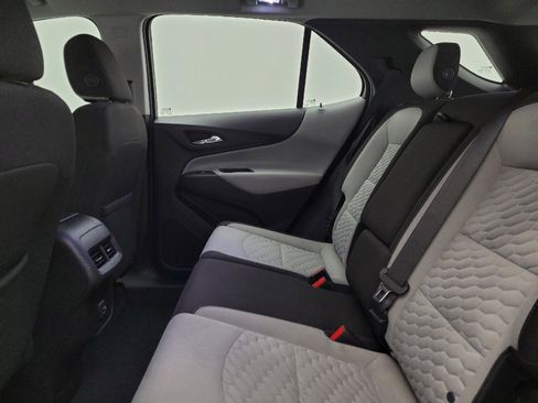 Used 2019 Chevrolet Equinox LS image 18