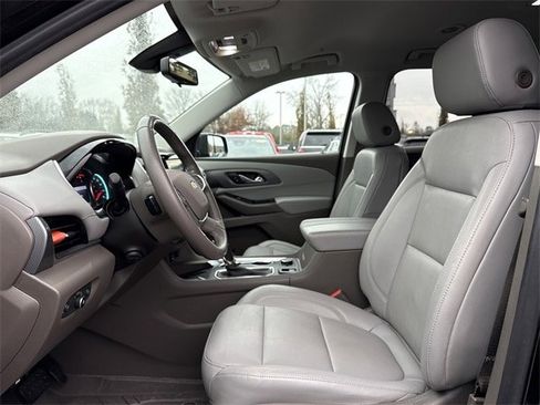 Used 2020 Chevrolet Traverse Premier w/ LPO, Floor Liner Package image 11