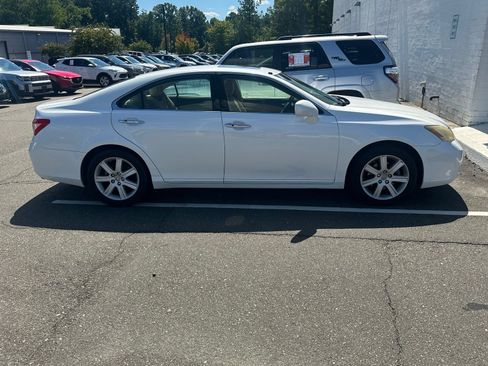 Used 2007 Lexus ES 350 w/ Premium Plus Pkg FWD image 12
