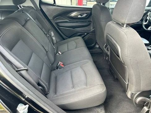 Used 2024 GMC Terrain SLE w/ Driver Convenience Package FWD image 42