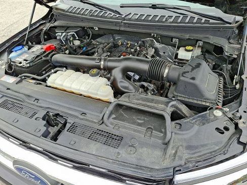 Certified 2024 Ford Expedition Limited image 29