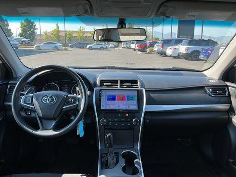 Used 2017 Toyota Camry SE FWD image 26