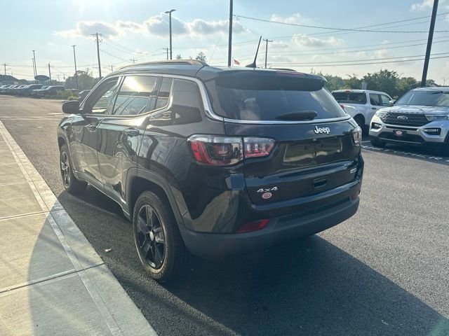 Used 2022 Jeep Compass Latitude w/ Convenience Group AWD/4WD image 6