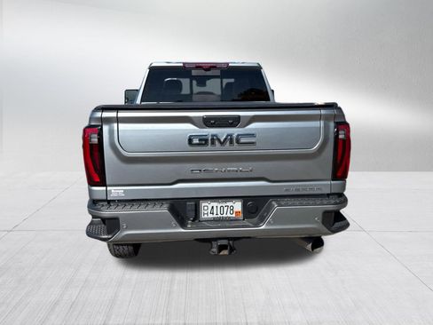Used 2024 GMC Sierra 2500 Denali Ultimate AWD/4WD image 6