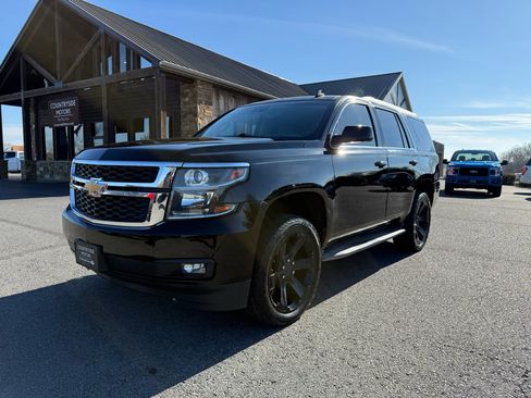 Used 2015 Chevrolet Tahoe LT w/ Luxury Package image 2