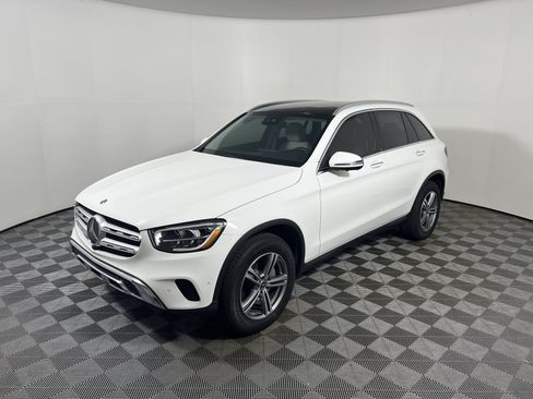 Used 2022 Mercedes-Benz GLC 300 image 9