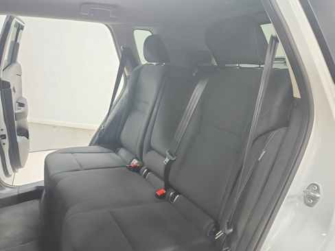 Used 2024 Nissan Rogue S AWD/4WD image 35