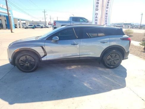 New 2026 Chevrolet Blazer EV LT w/ Midnight/Sport Edition image 7