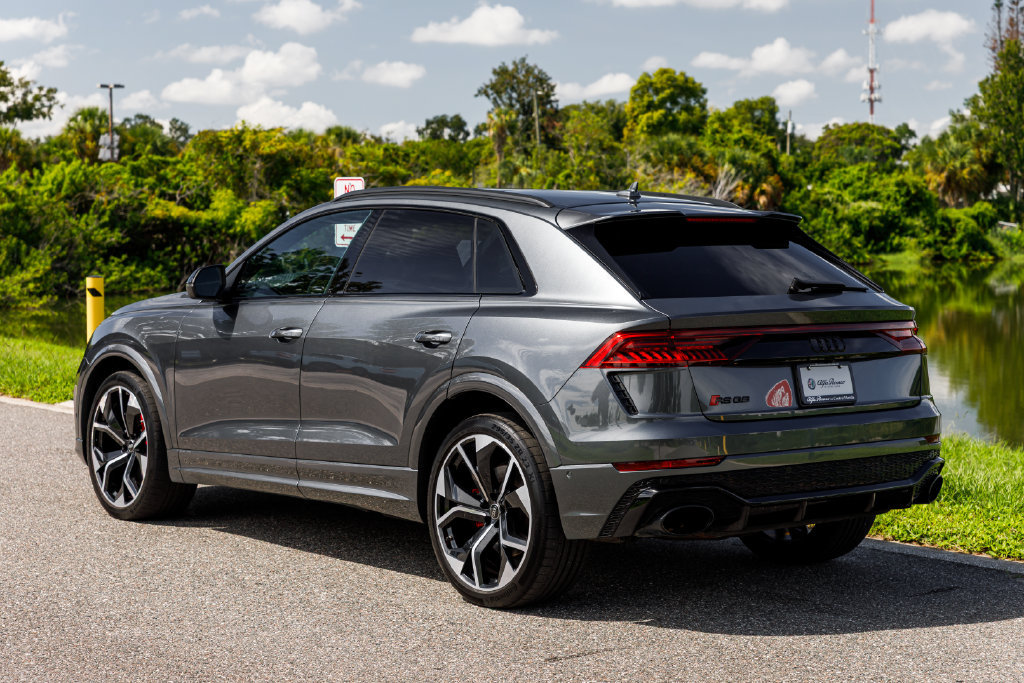 Used 2023 Audi RS Q8 AWD/4WD image 5