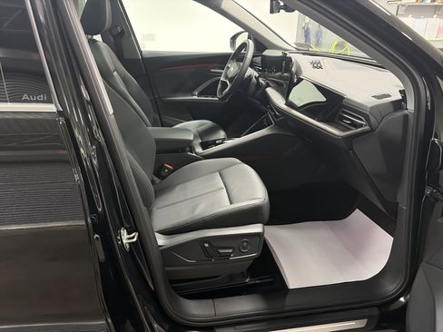 Certified 2025 Audi Q5 Premium w/ Convenience Package image 34