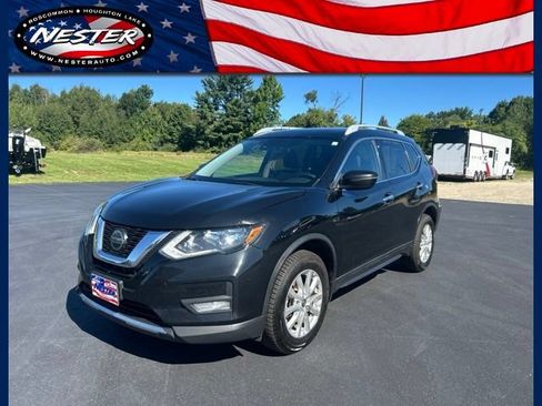 Used 2020 Nissan Rogue SV AWD/4WD image 1