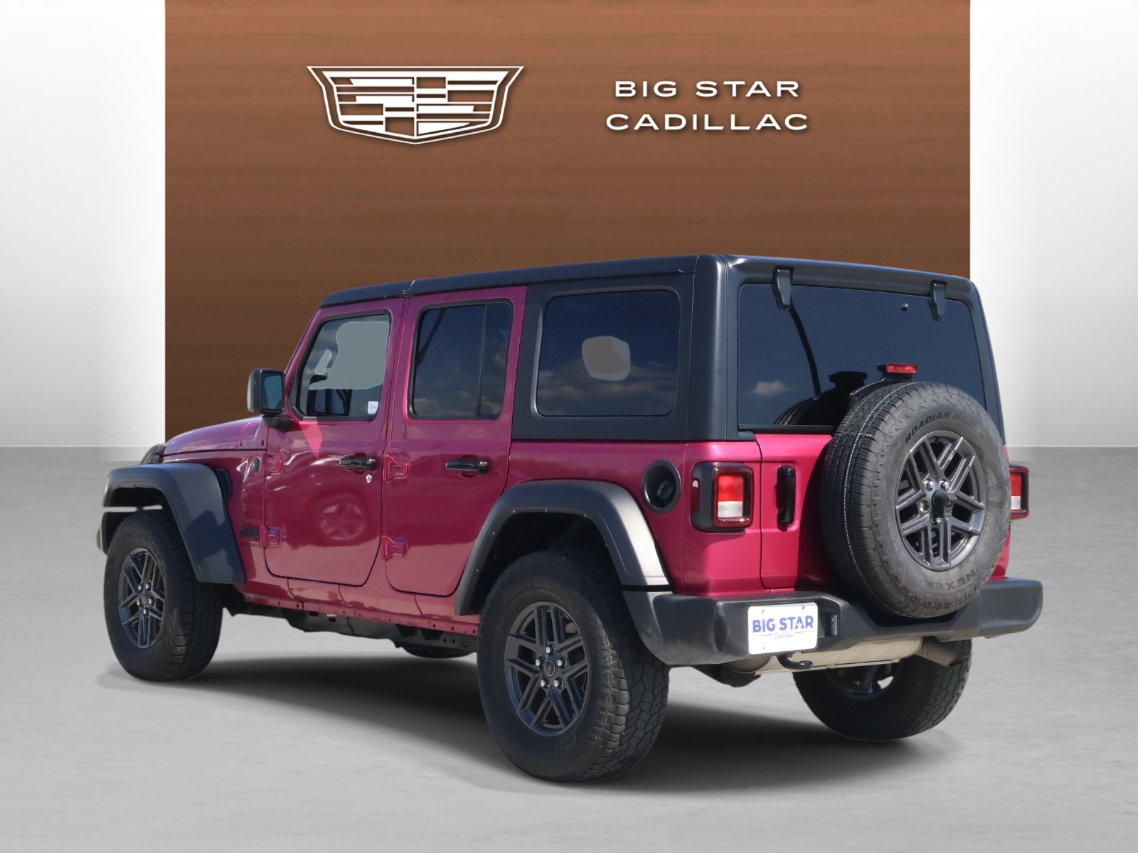 Used 2024 Jeep Wrangler Unlimited Sport AWD/4WD image 3