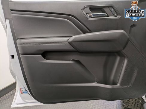 Used 2023 GMC Canyon Elevation w/ Elevation Premium Package AWD/4WD image 8