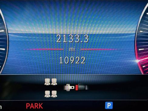 Used 2026 Mercedes-Benz GLS 450 4MATIC image 12