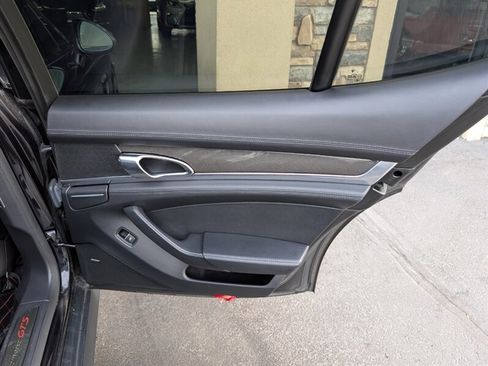 Used 2015 Porsche Panamera GTS w/ Premium Package Plus image 25