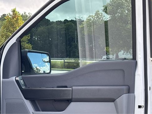 Used 2023 Ford F150 XL image 23