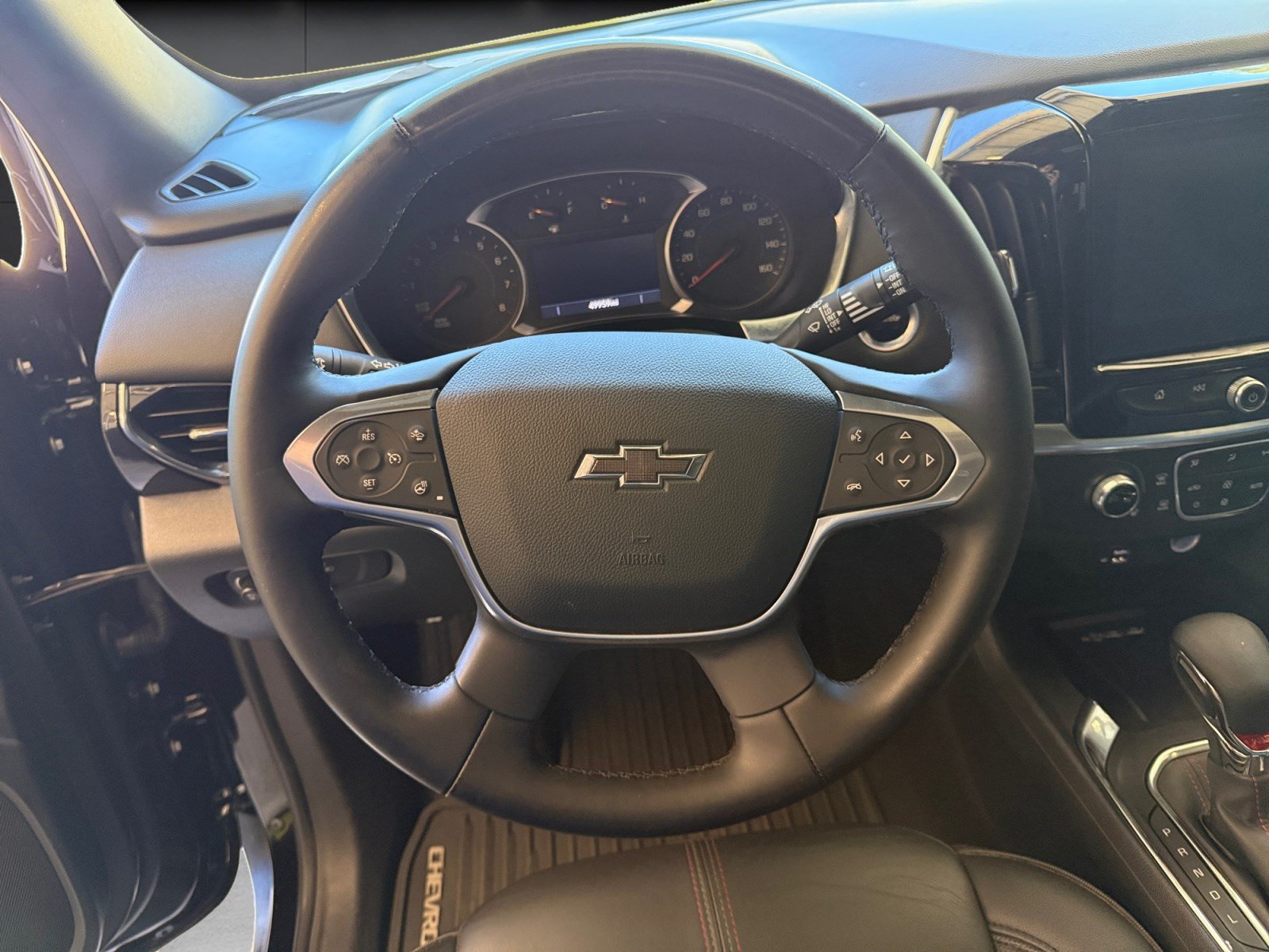 Used 2023 Chevrolet Traverse RS AWD/4WD image 23
